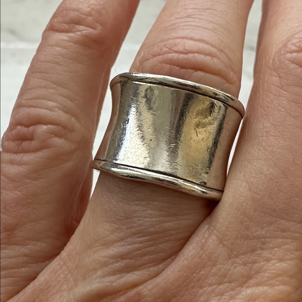 Silpada Cigar Cuff Ring Hammered Sterling Silver R0723 Hallmarked Size 7